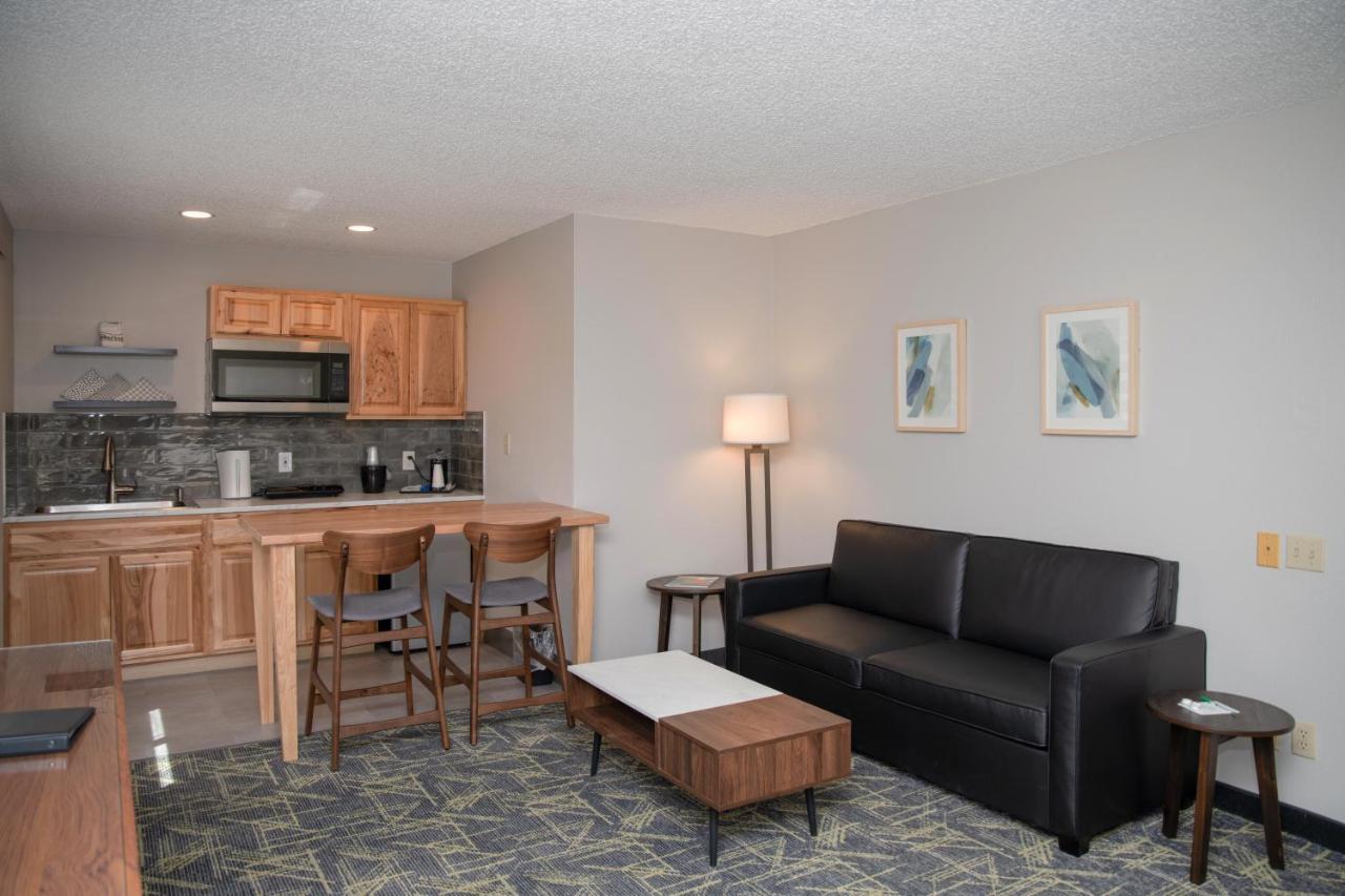Surestay Plus By Best Western Montrose Bagian luar foto