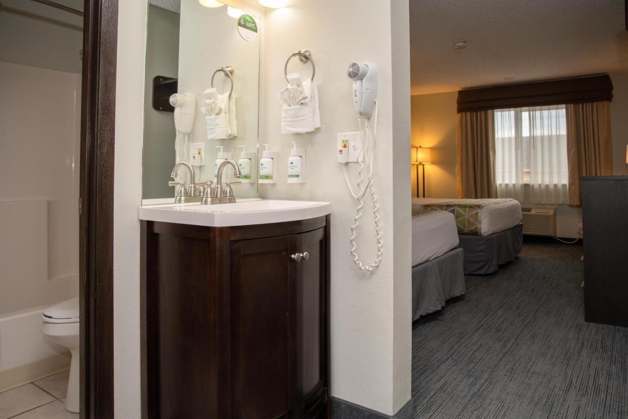Surestay Plus By Best Western Montrose Bagian luar foto