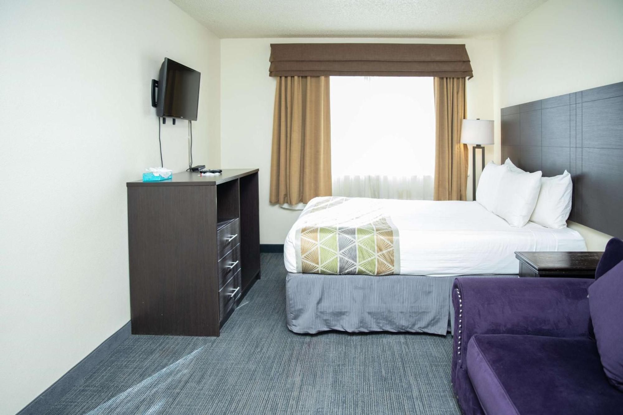 Surestay Plus By Best Western Montrose Bagian luar foto