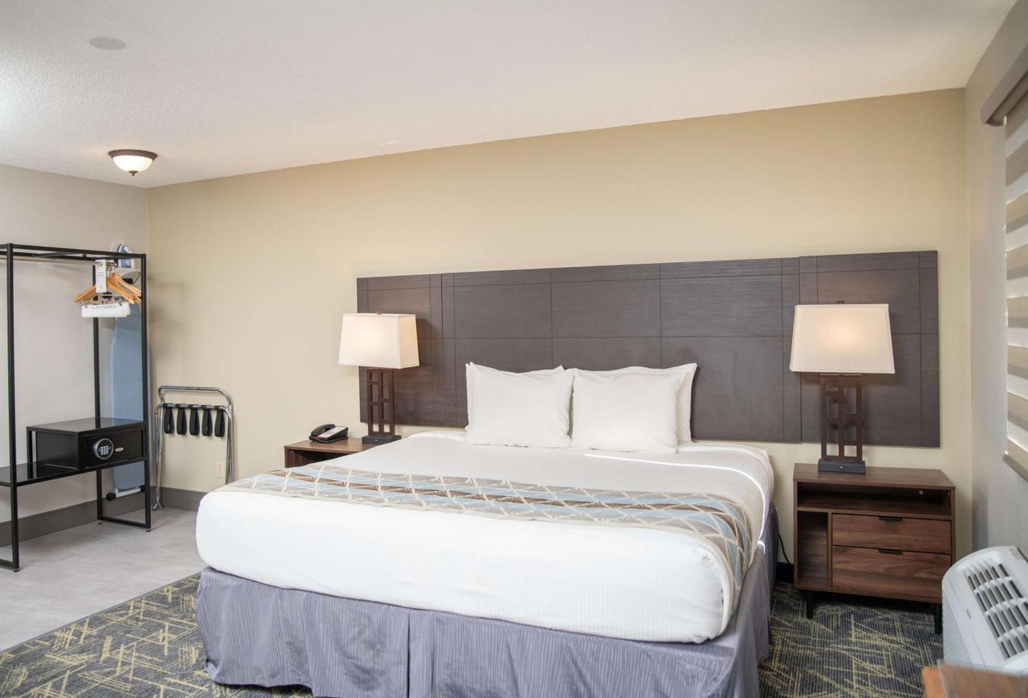 Surestay Plus By Best Western Montrose Bagian luar foto