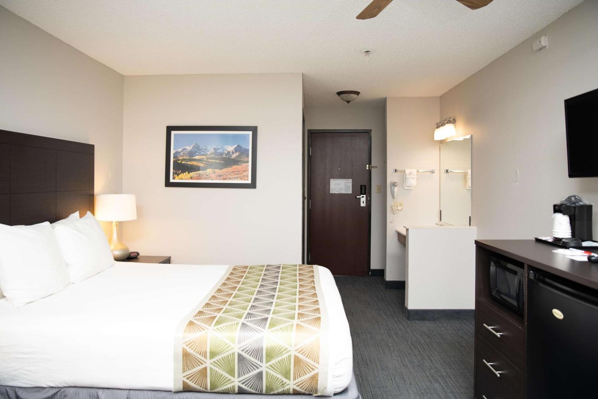 Surestay Plus By Best Western Montrose Bagian luar foto