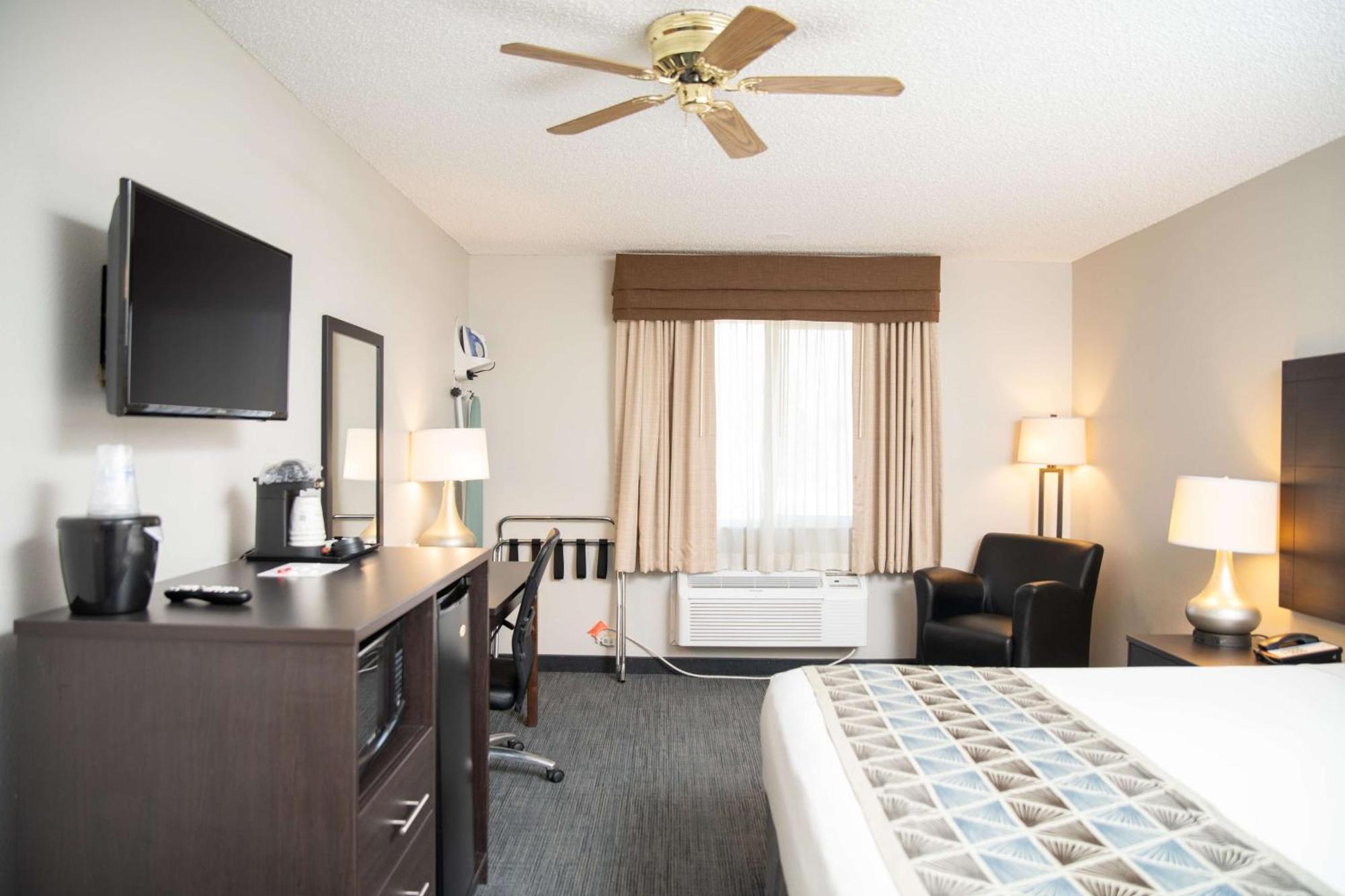 Surestay Plus By Best Western Montrose Bagian luar foto